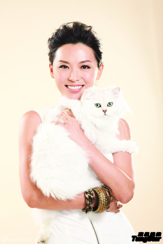 陈炜比基尼上阵  代言 美容纤体吸金