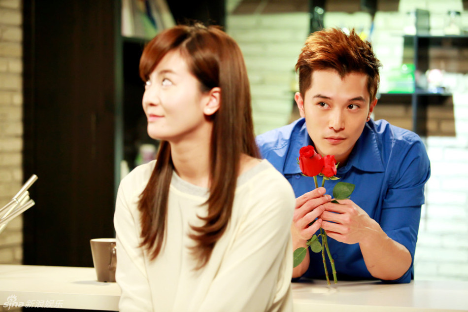 《红酒俏佳人》李晟邱泽同居囧