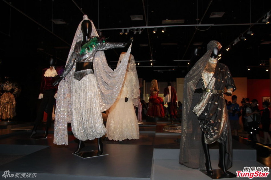 服装设计师助理一般做几年 704_1031332_548608.jpg