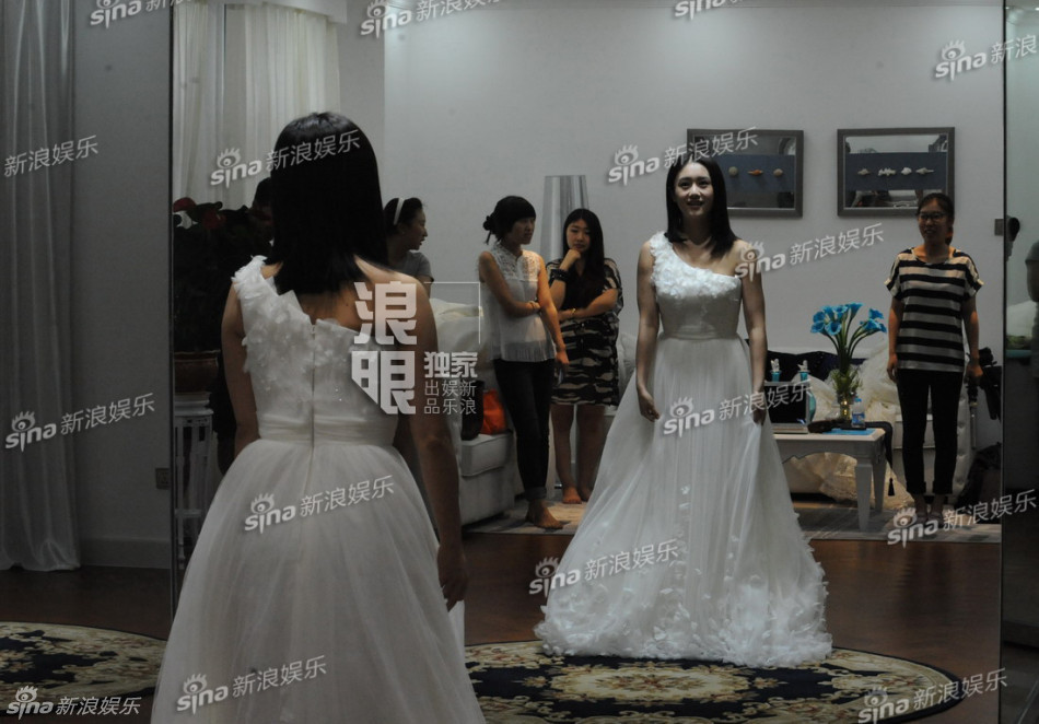 老婆婚纱_婚纱情侣头像