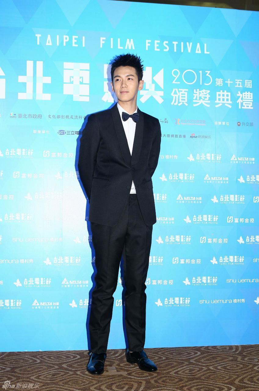 http://www.sinaimg.cn/dy/slidenews/4_img/2013_29/704_1034693_426713.jpg