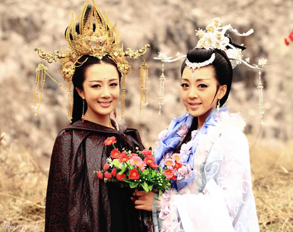 34 1 / 5 新浪娱乐讯 由李依晓,姜鸿,杨洋,张迪主演的电视剧《新洛神