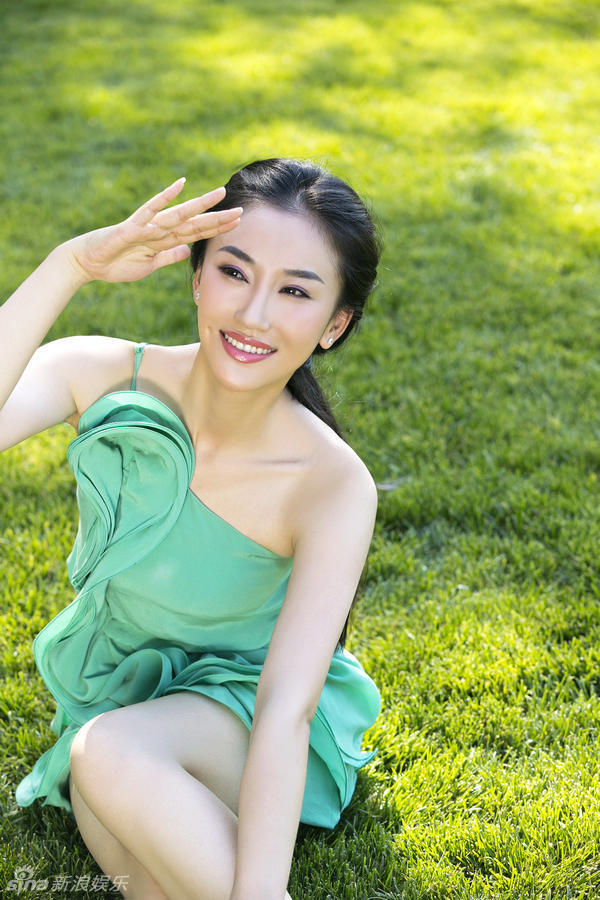 朱子岩夏日绿色写真