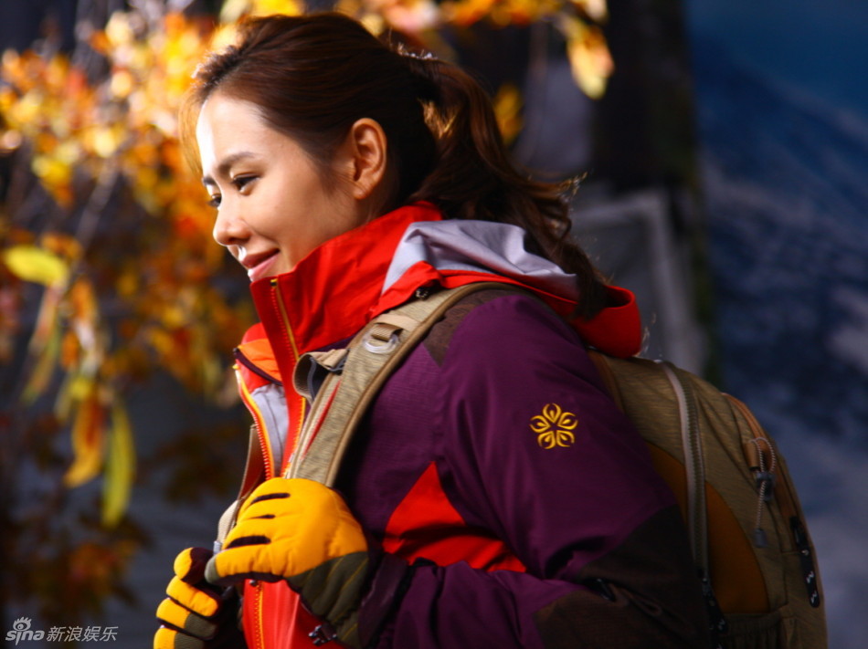 韩国美女演员孙艺珍