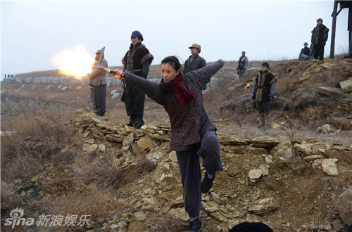 组图:电视剧《穿越烽火线》精彩剧照_高清图集_新浪网