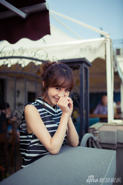 李菲儿古灵精怪