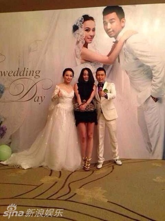海泉婚纱照_海边婚纱照(2)