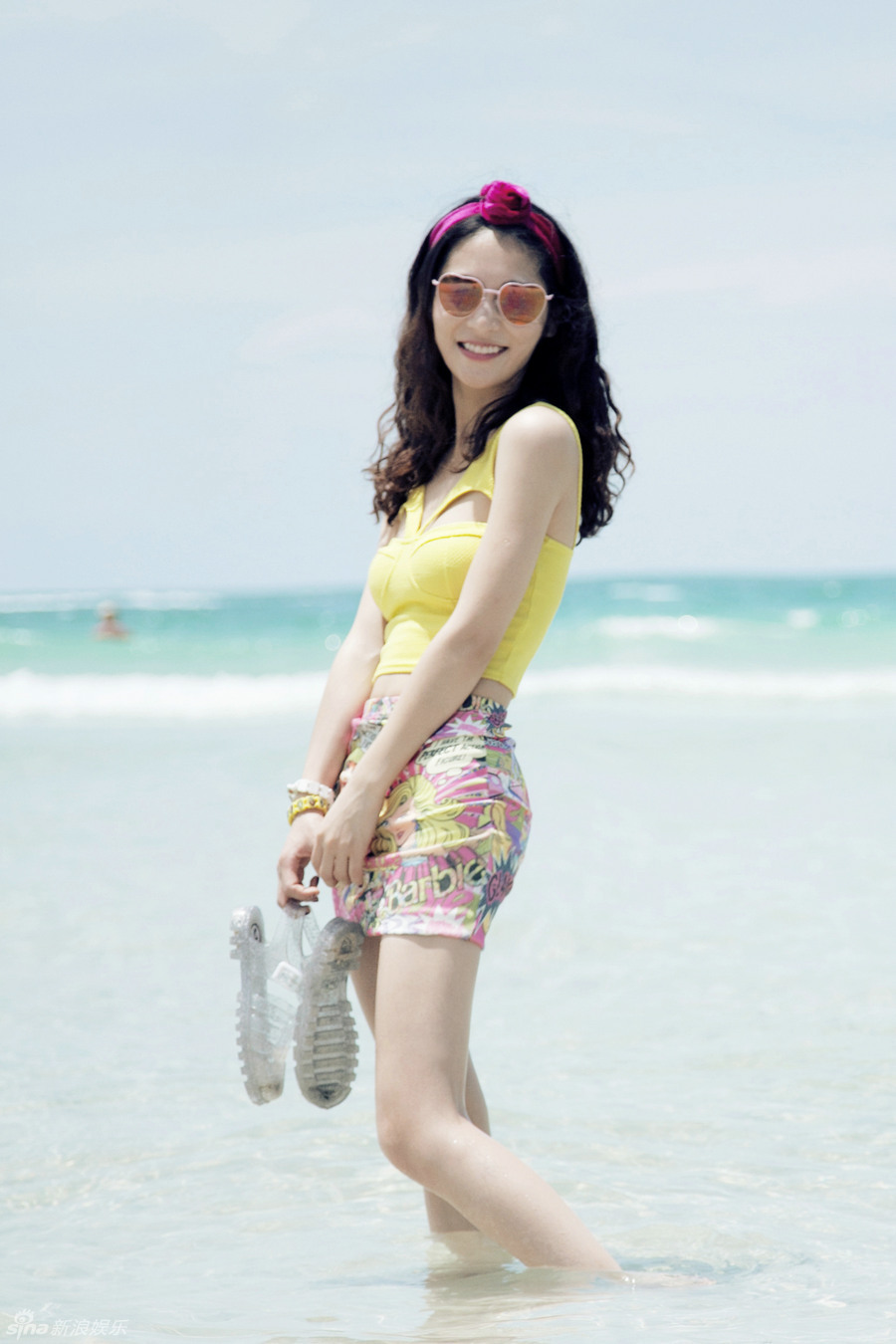 组图:余雨热带风情<em>大片</em>秀美腿变<em>性感</em>潮<em>妹</em>-燕赵