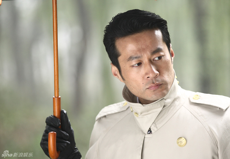 43 1 / 5 新浪娱乐讯 由黄健中导演执导,赵柯,谭凯等联袂主演的电视剧