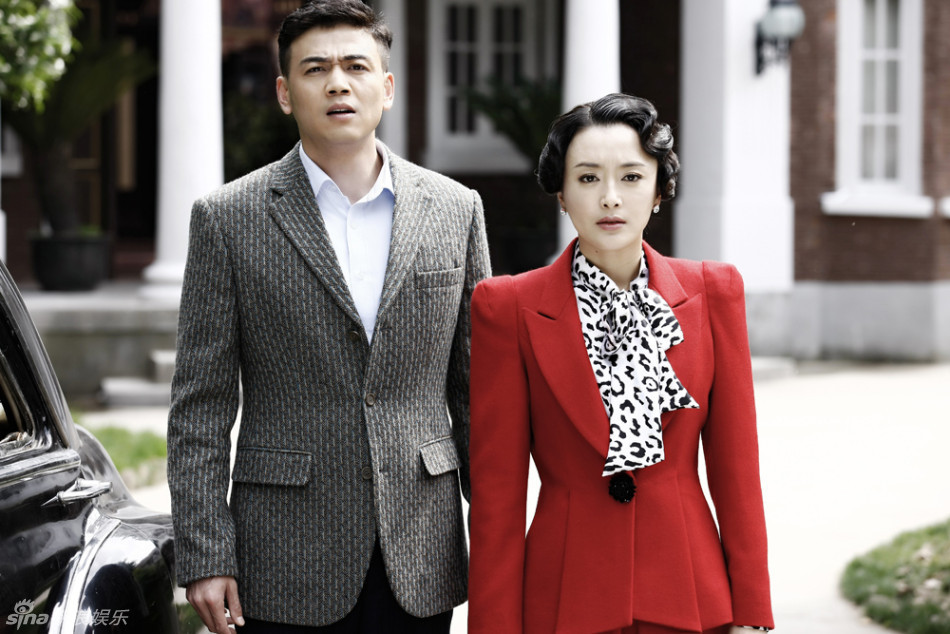 娱乐 热播剧集 正文 新浪娱乐讯近日《滚滚红尘》曝光了演员杨烁的一