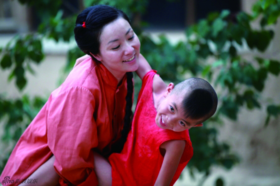 组图:《<em>美姐</em>》起诉<em>腾讯</em>视频侵权 开新闻发布会