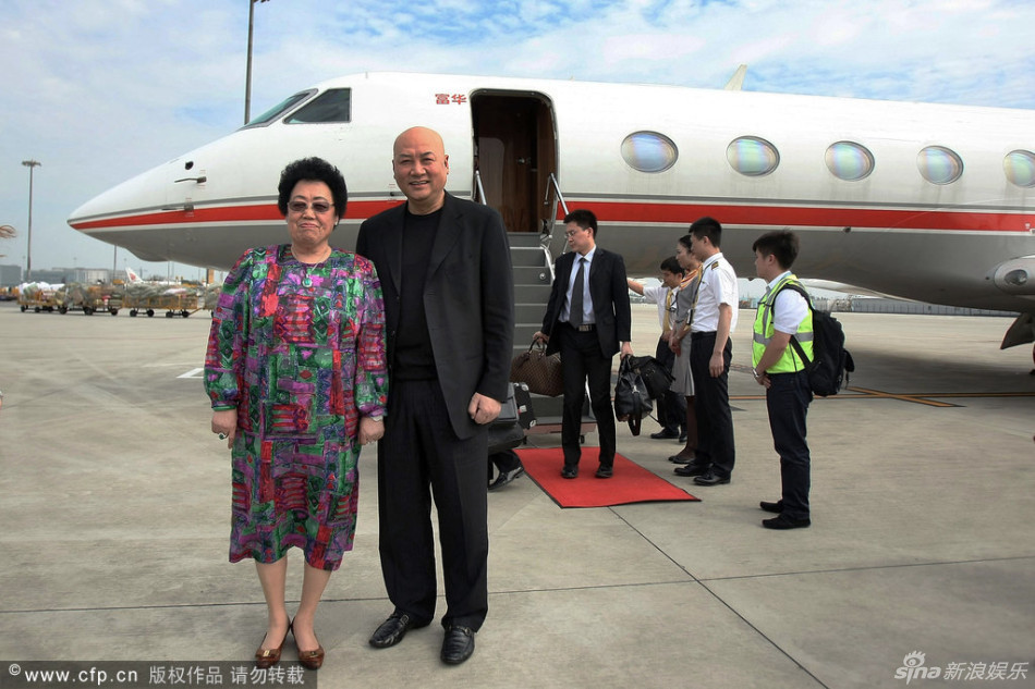 组图:唐僧迟重瑞携富豪老婆亮相亲密合影 - 第