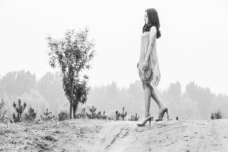叶明珠曝最新森女系写真