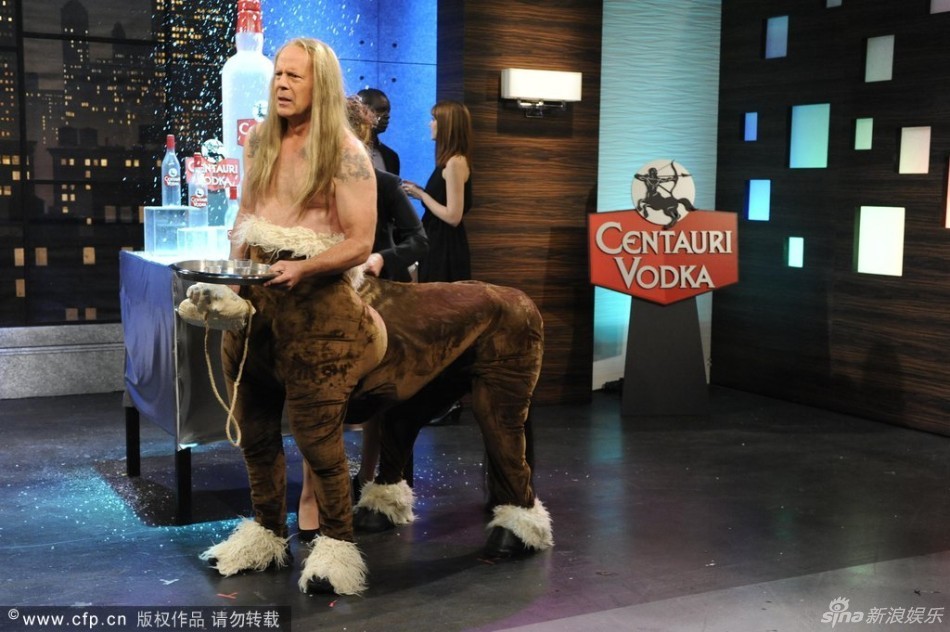 图:凯蒂佩里搬动物园上节目布鲁斯变半人马 - 