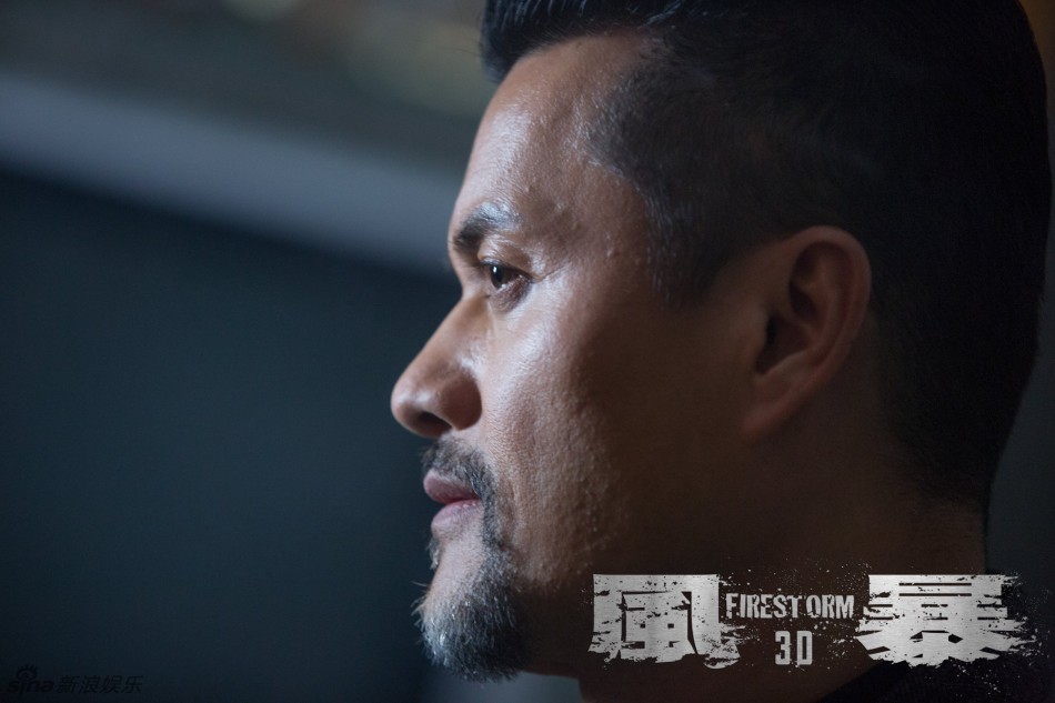 组图:胡军吕良伟《风暴》戴面具 邪恶似食人狂_高清图集_新浪网