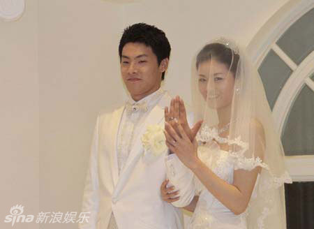 前鲁能队长矫喆与妻子郑梦昕.