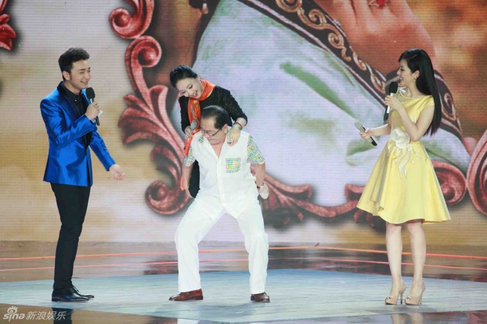 组图:82版《西游记》30年再聚首揭晓未解迷