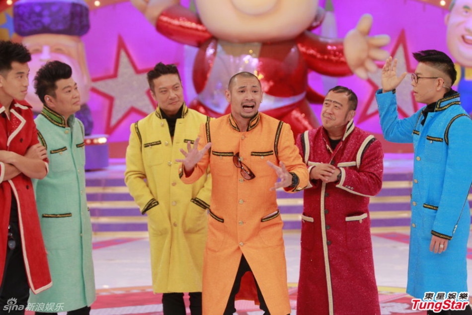 组图:李丽珍李若彤录奖门人陈百祥被调侃