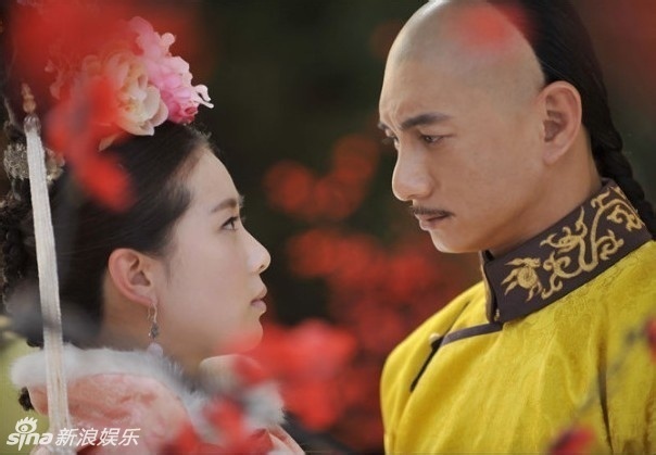 盘点十对明星恋情  隆诗恋 到威幂恋公开