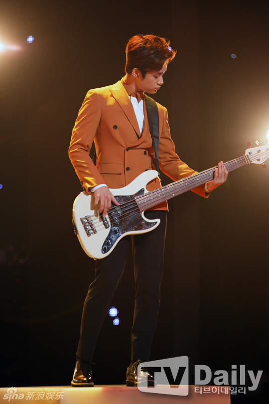 FTIsland成员李在真
