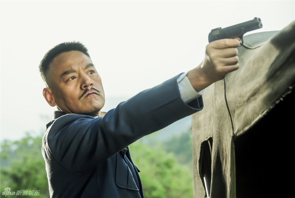 全屏观看 6 / 13 新浪娱乐讯 电视剧《一代枭雄》由孙红雷,陈数,巍子