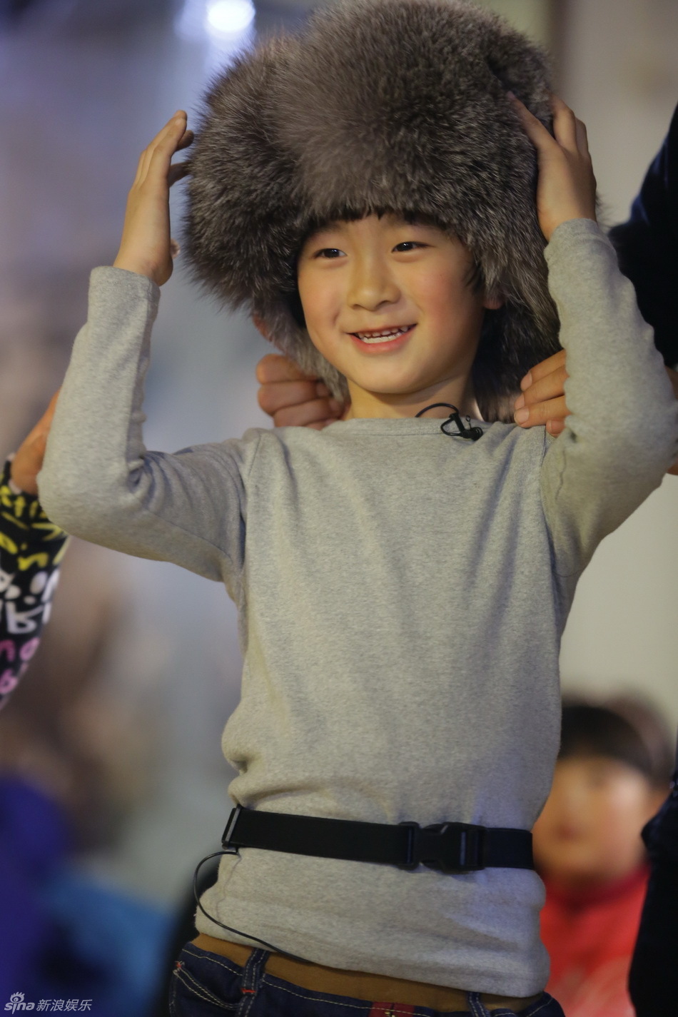 组图:《爸爸》雪乡抢先看萌娃玩雪脸蛋红扑扑_娱情速递_温州网