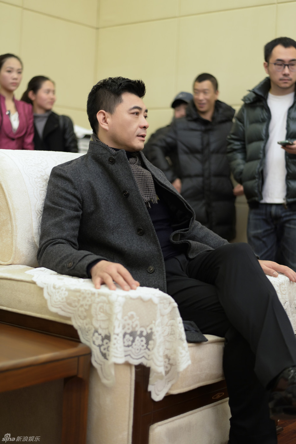 组图:秦海璐出席活动 王新军证实已转业_高清图集