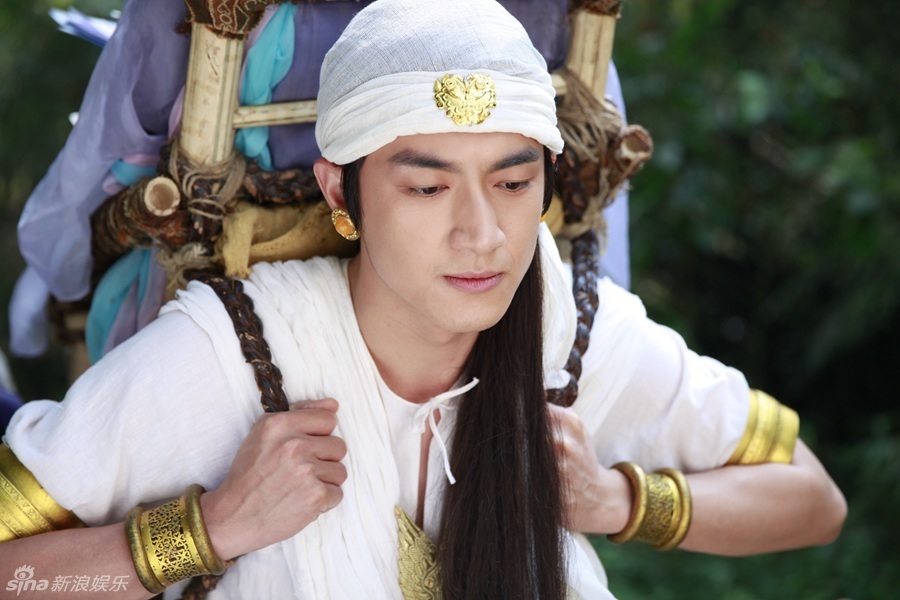 组图:《舞乐传奇》 秋瓷炫 贪财色诱林更新- 娱乐