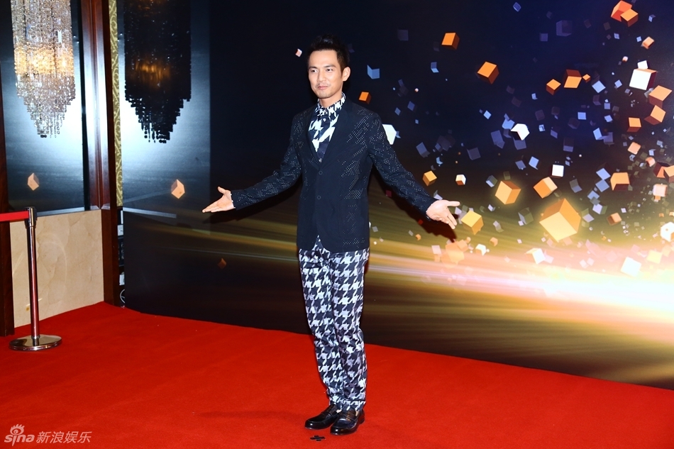 钟汉良:北京《2013 新浪微博之夜 》  2014 .01.1