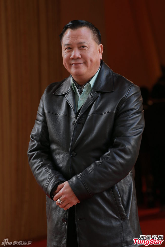 组图:方逸华跪拜邵逸夫 刘德华张学友致祭- 娱乐频道 - 佛山E家|FSEHOME.COM