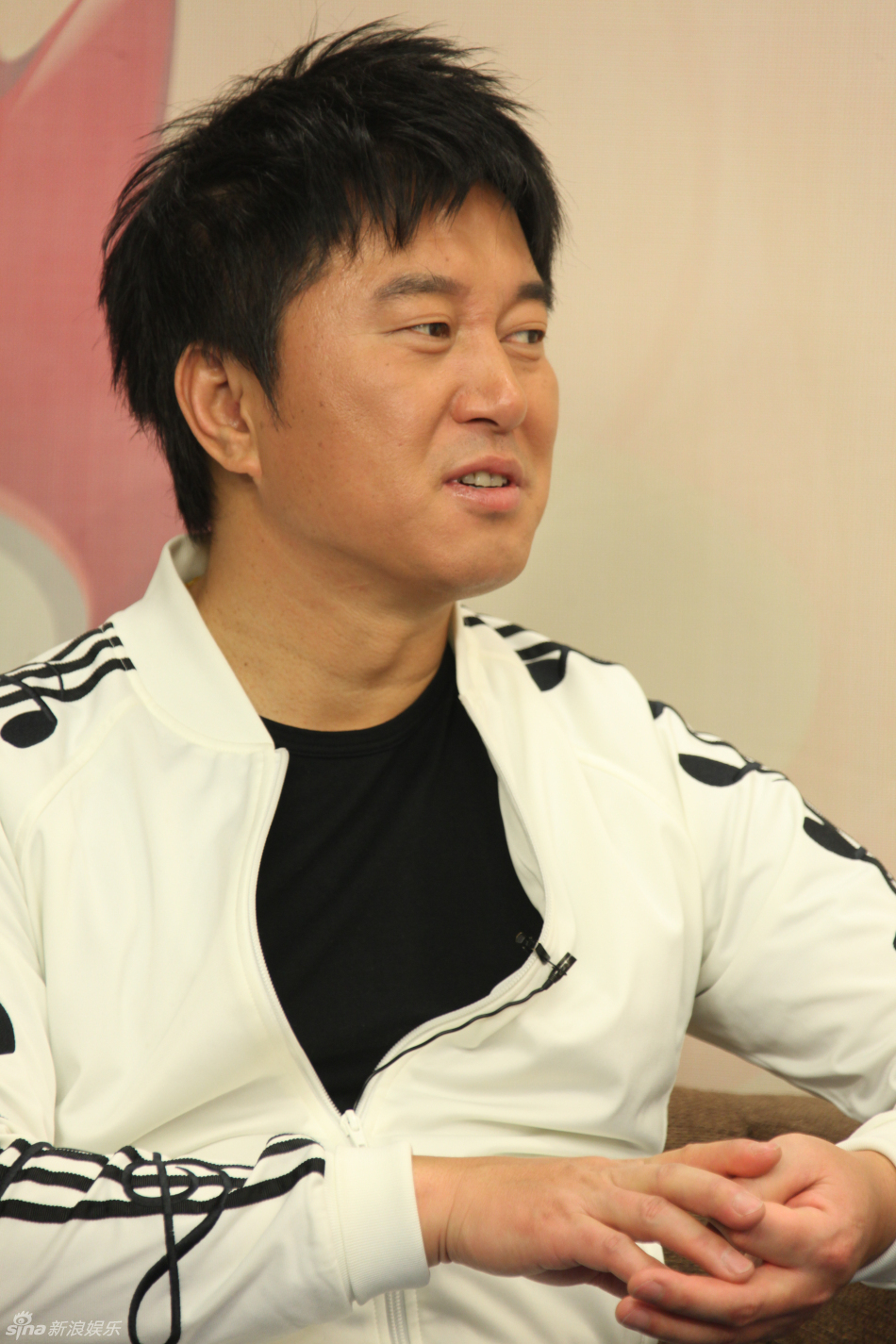 满文军做客新浪聊天