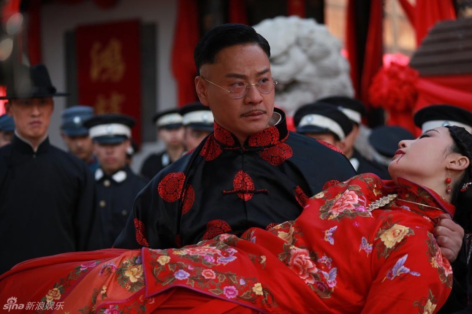 组图《回马枪》杀青 连奕名邵兵硬汉斗戏
