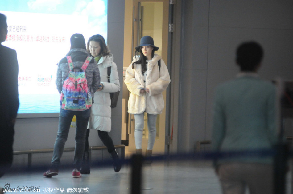 拜仁慕尼黑壁纸-爱游戏APP(中国)官方网站下载_AIYOUXI体育