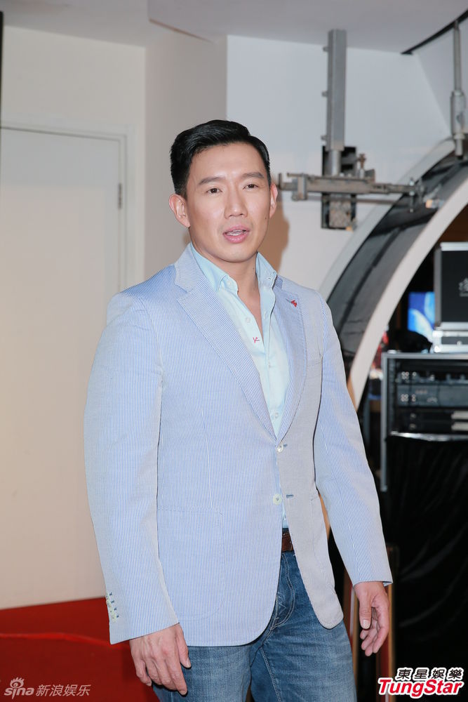 组图：杜汶泽笑言不再踏上舞台 电影被批合理