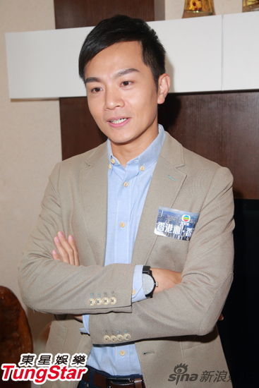 组图:胡诺言姚子羚演夫妻 演床戏并不尴尬