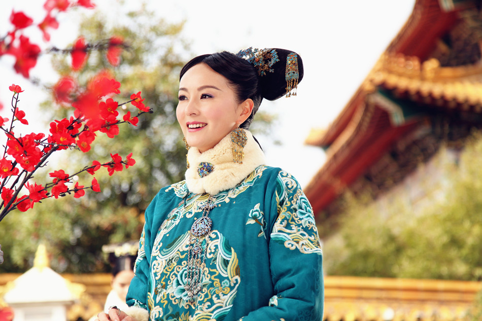 组图:戴娇倩《宫锁连城》花簇笑靥容颜