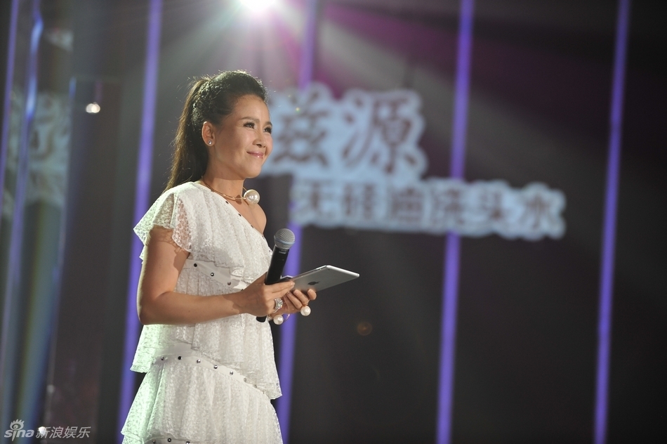 战队对战尚雯婕、张力尹组成的女神战队.-组图 我为歌狂 第三期林