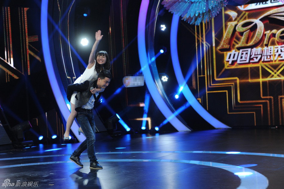 组图:《中国梦想秀》脑癌姑娘 冯莹手术成功 -广