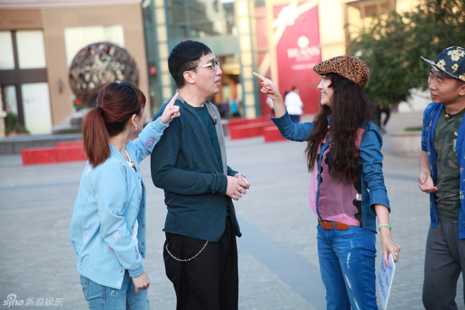 《爽食》左岩华少回归吃黑暗料理