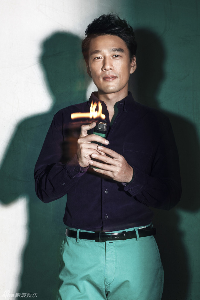 组图:王耀庆简约英伦风大片悠游自在