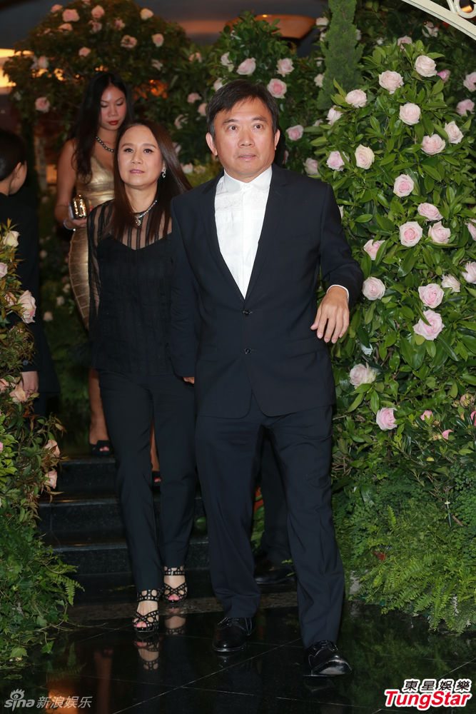 组图:林建岳爱女嫁何正德 容祖儿方中信等齐贺_高清图集_新浪网