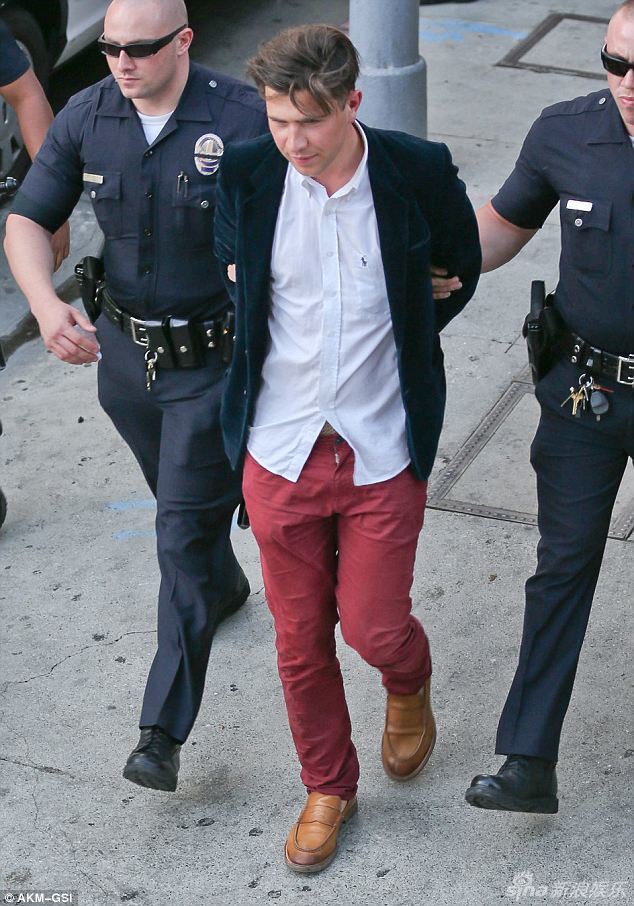 邓亚萍已入外国籍-乐鱼app(leyu)官方网站-乐鱼官网