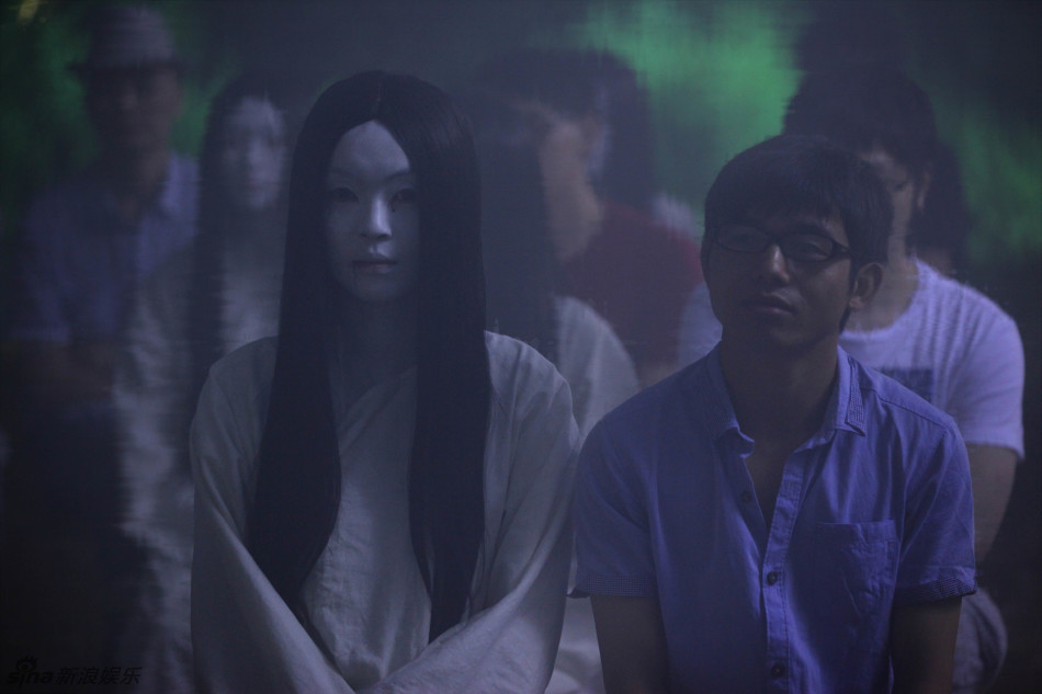 组图《夜半梳头》凶林首映"勇士"受惊_高清图集_新浪网