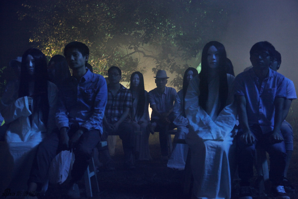 《夜半梳头》凶林首映 勇士受惊