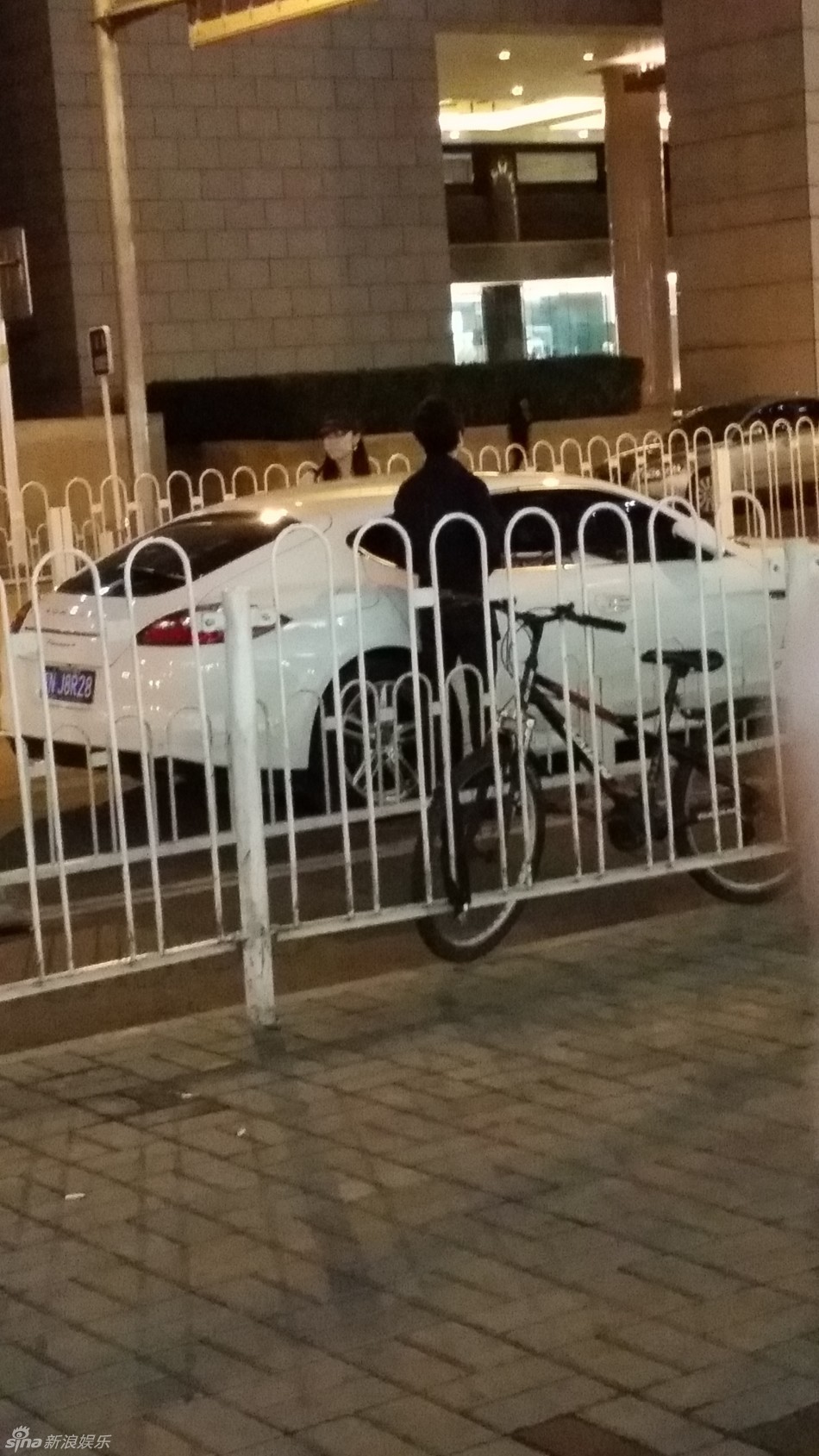婚纱店门口_婚纱店门口设计