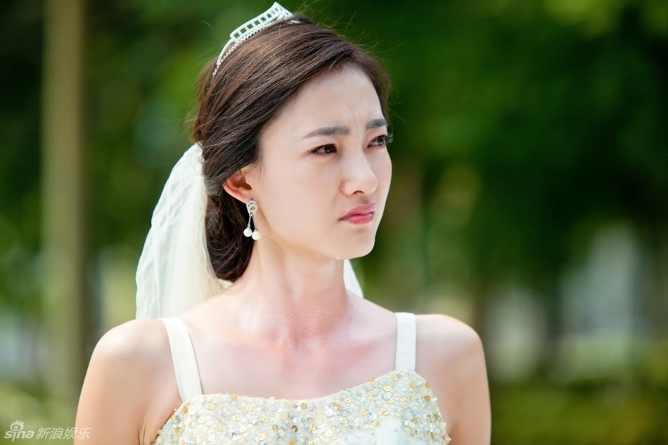 组图:《爱的多米诺》大结局 于和伟抢婚王丽坤_高清