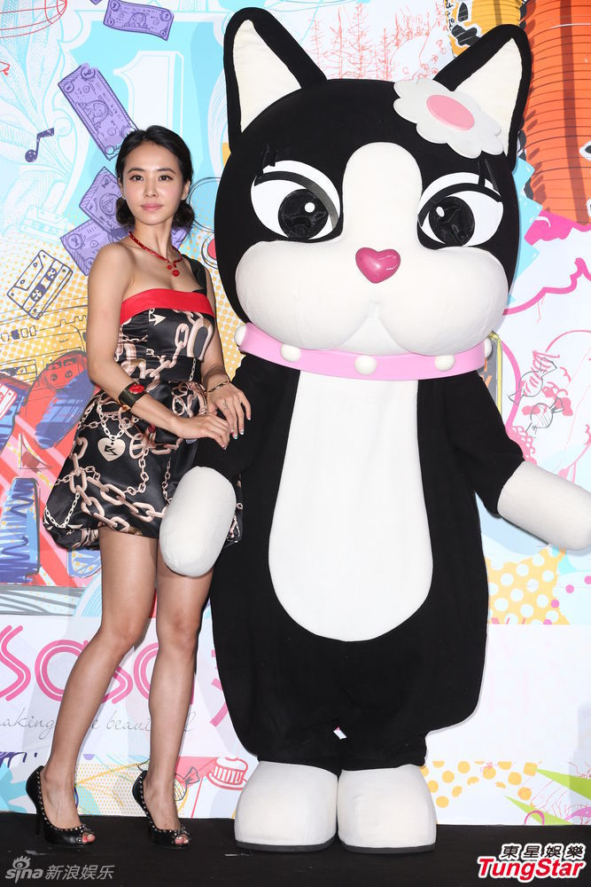 组图:蔡依林祝福周杰伦结婚 自称最怕被问婚事