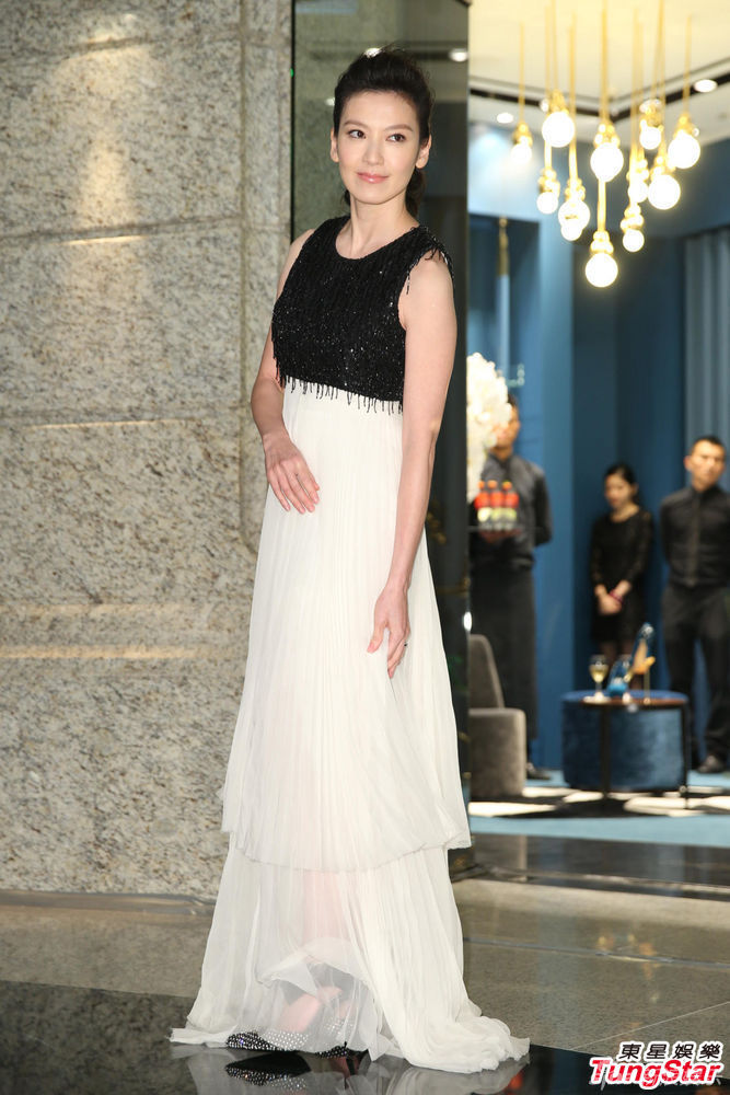 组图:林熙蕾黑白长裙典雅 计划未来返台定居_港台星闻_大众网