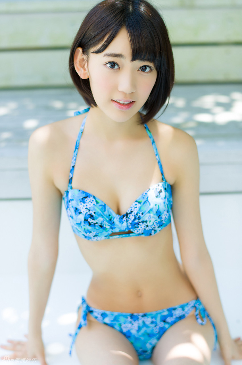 组图 日本16岁正妹宫脇咲良童颜美乳泳装撩人