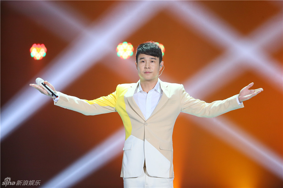 小沈阳为爱妻献歌 多亮携北舞校花共舞 -- 佛山